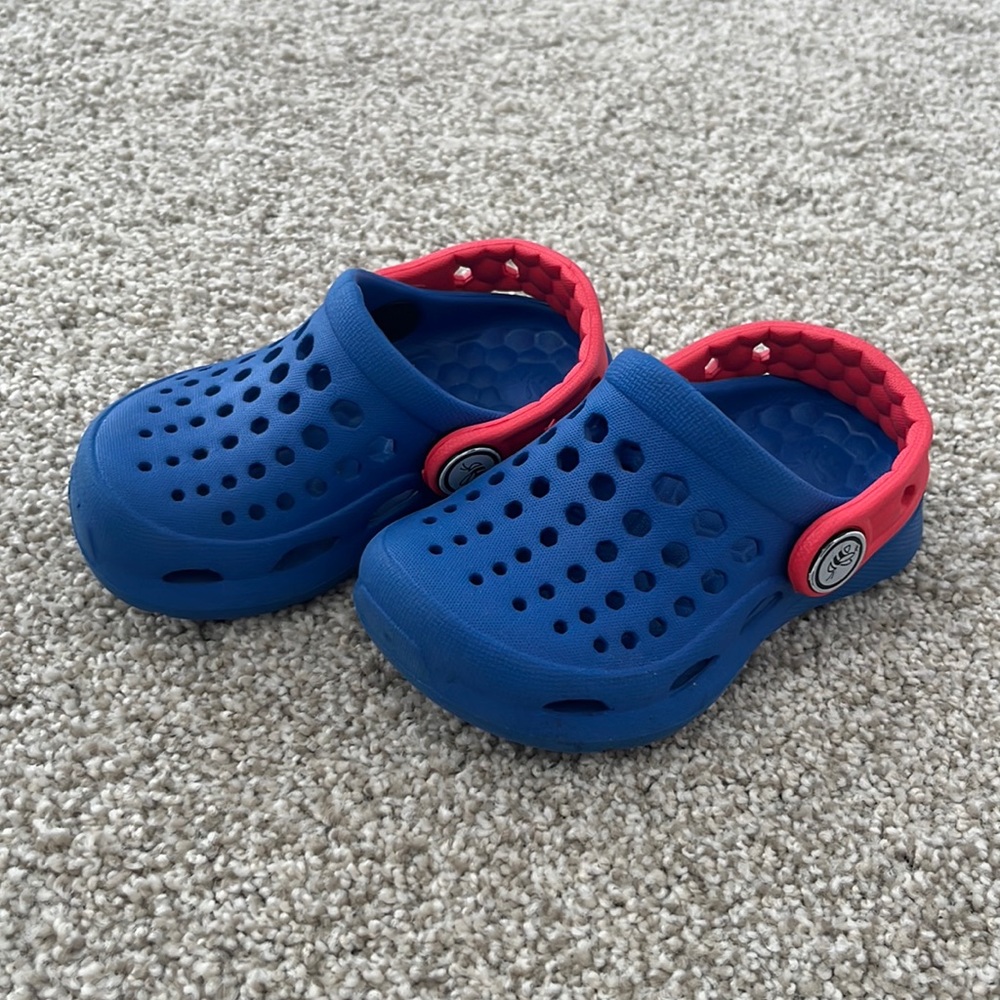 Joybees toddler clogs